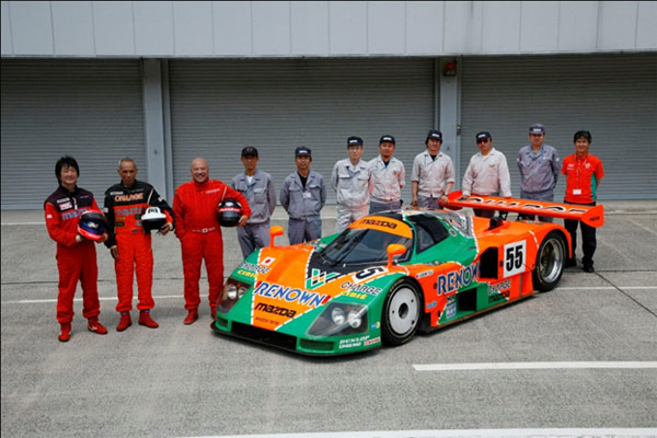 Drivers and Mechanics for the 787B